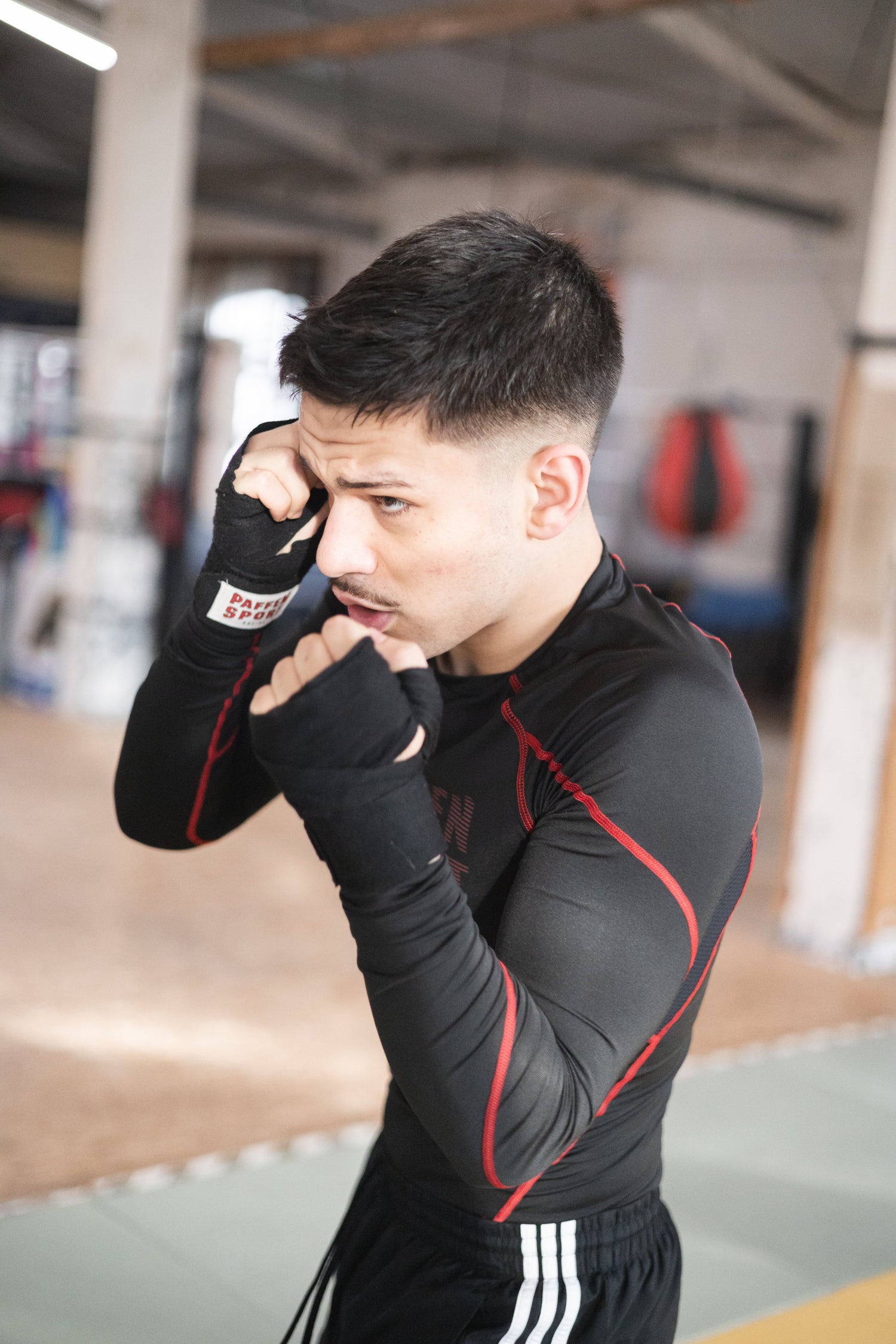 Zahnschutz und Bandagen