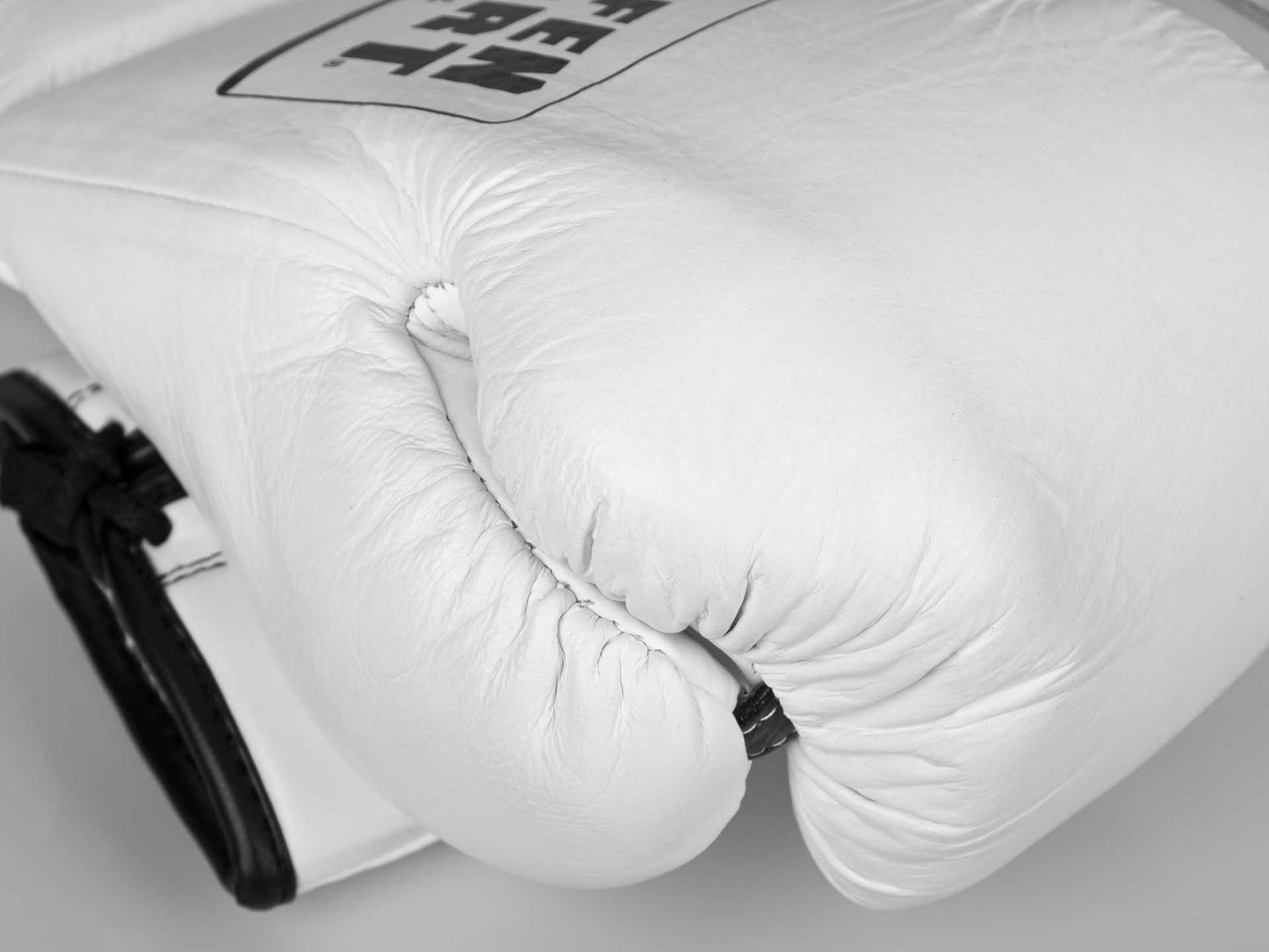 «PRO CLASSIC» Boxhandschuhe für den Wettkampf "weiß"