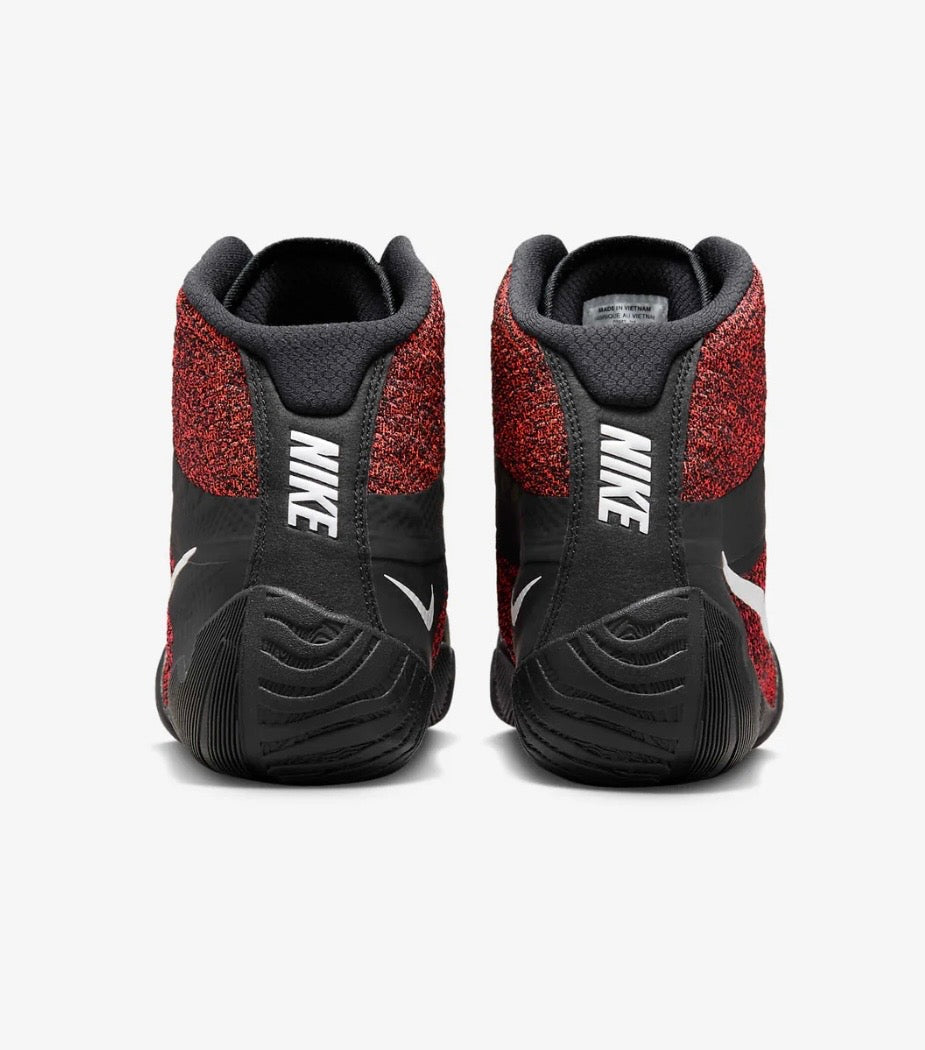 Ringerschuhe Nike Tawa “rot/schwarz“